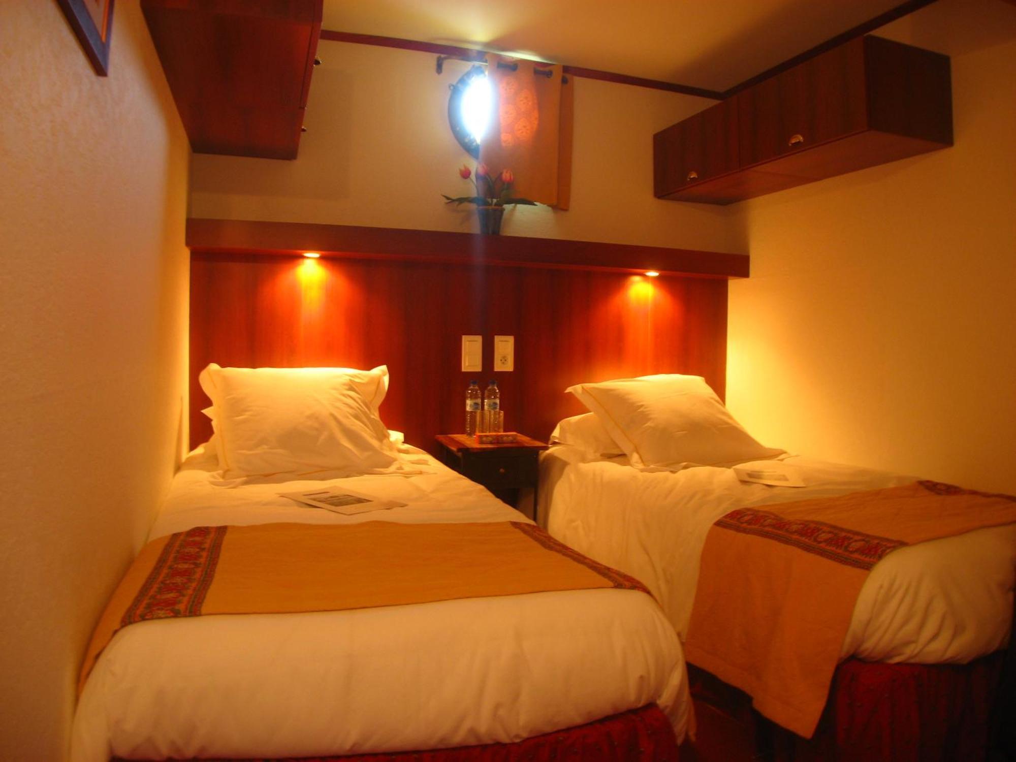 Bateau Le Phenicien Hotel Aigues-Mortes Bagian luar foto